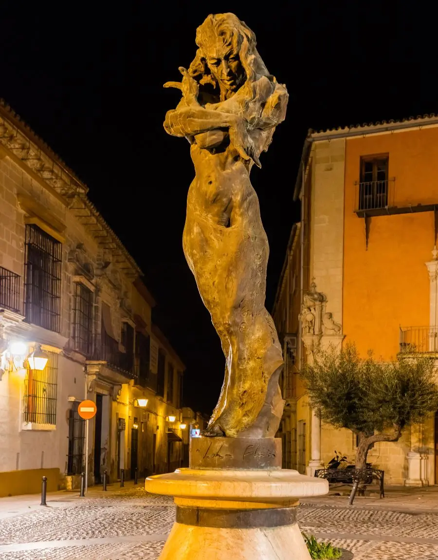 monumento lolaflores jerez